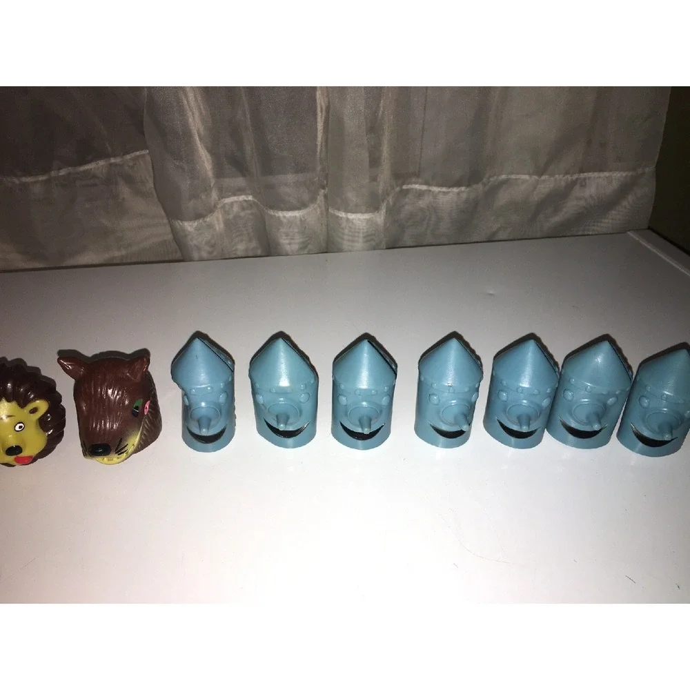 VINTAGE WIZARD OF OZ Set 15 LIGHT STRING COVERS Lion Tin‎ Man Vintage Wow!